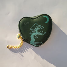 Load image into Gallery viewer, Accordion Heart Pouch