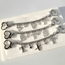 画像をギャラリービューアに読み込む, Group Accessory Chains