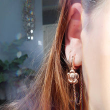 Load image into Gallery viewer, Hobi Flower Earrings