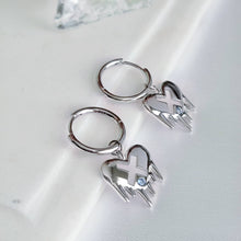 Load image into Gallery viewer, Freeze Earrings