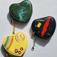 Загрузить изображение в средство просмотра галереи, B Grade Accordion Heart Pouch