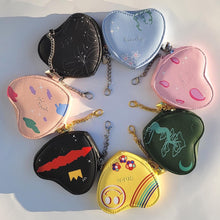 Load image into Gallery viewer, Accordion Heart Pouch