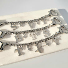 이미지를 갤러리 뷰어에 로드 , Group Accessory Chains
