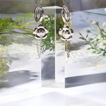 이미지를 갤러리 뷰어에 로드 , Hobi Flower Earrings
